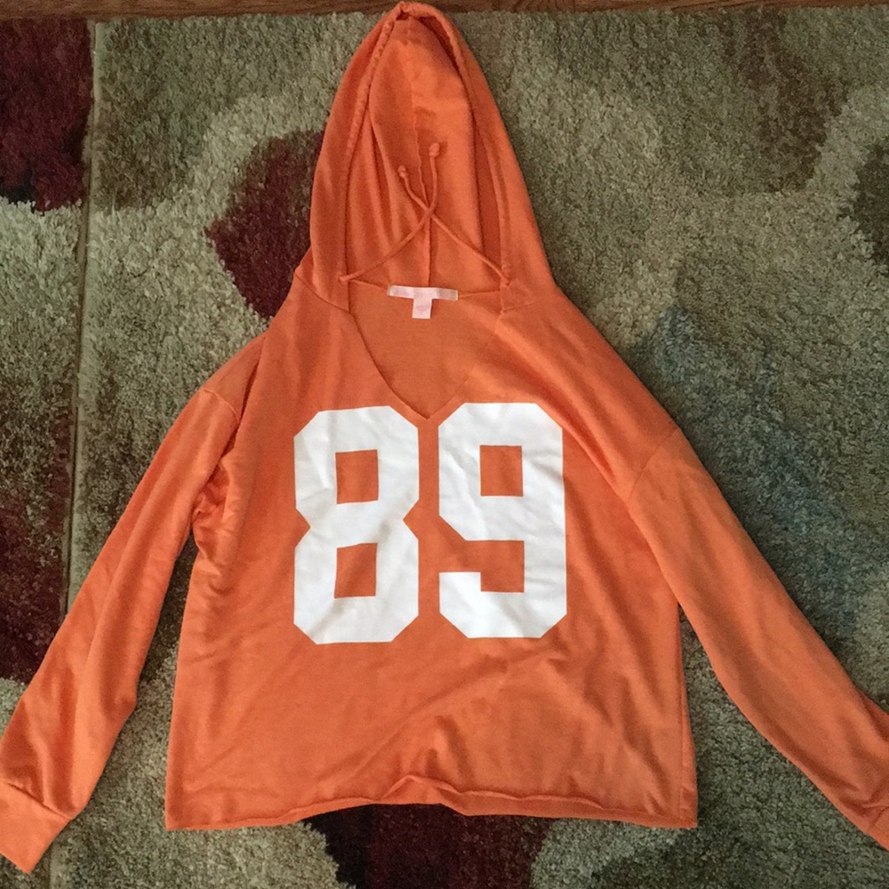 Long sleeve tops